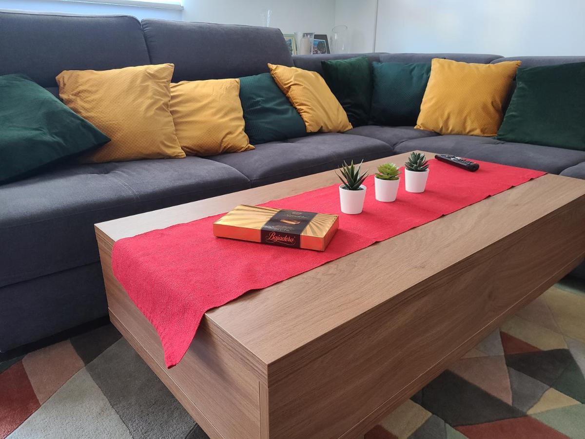 Modern 4-Star Luxury Apt - Wfh Ready, Free Parking Zagreb Exterior foto