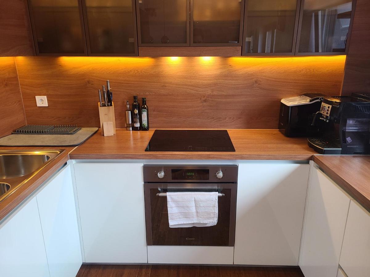 Modern 4-Star Luxury Apt - Wfh Ready, Free Parking Zagreb Exterior foto